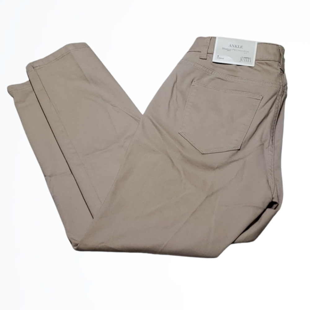 Christopher & Banks Tan Stretchy Mid Rise Shaped Fit Ankle Jeans Size 4 NWT